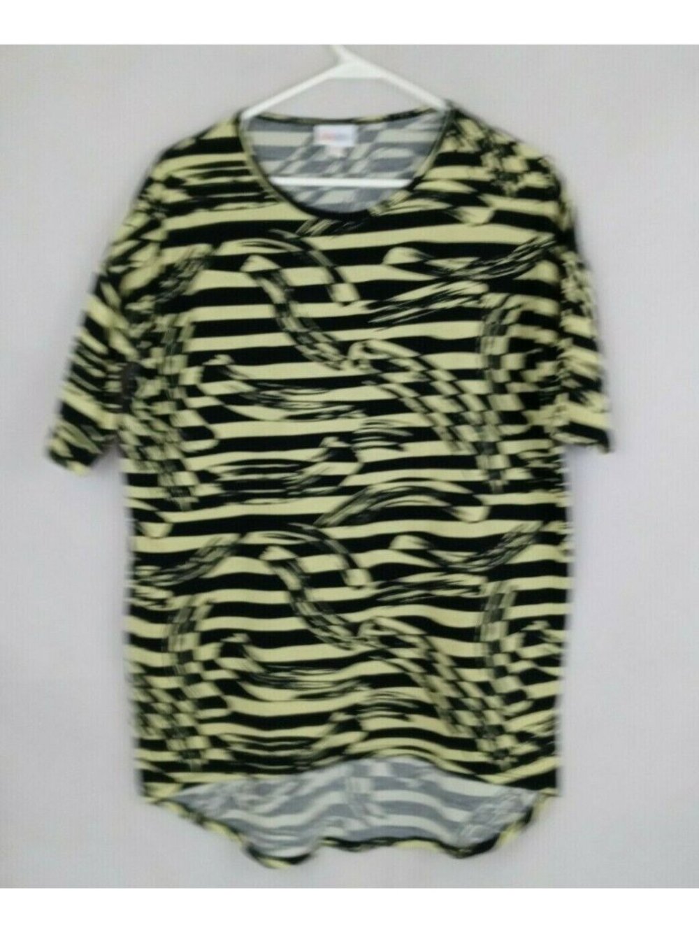 LuLaRoe Irma Tunic Yellow & Black Lines & Paint Swipes Design Size XXS